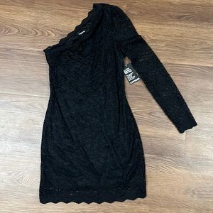 NWT Express Bodycon Black Lace Dress. Size 6